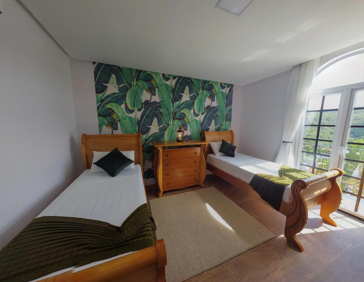 Vila Pugliesi Hotel Boutique Ленсойс Екстериор снимка