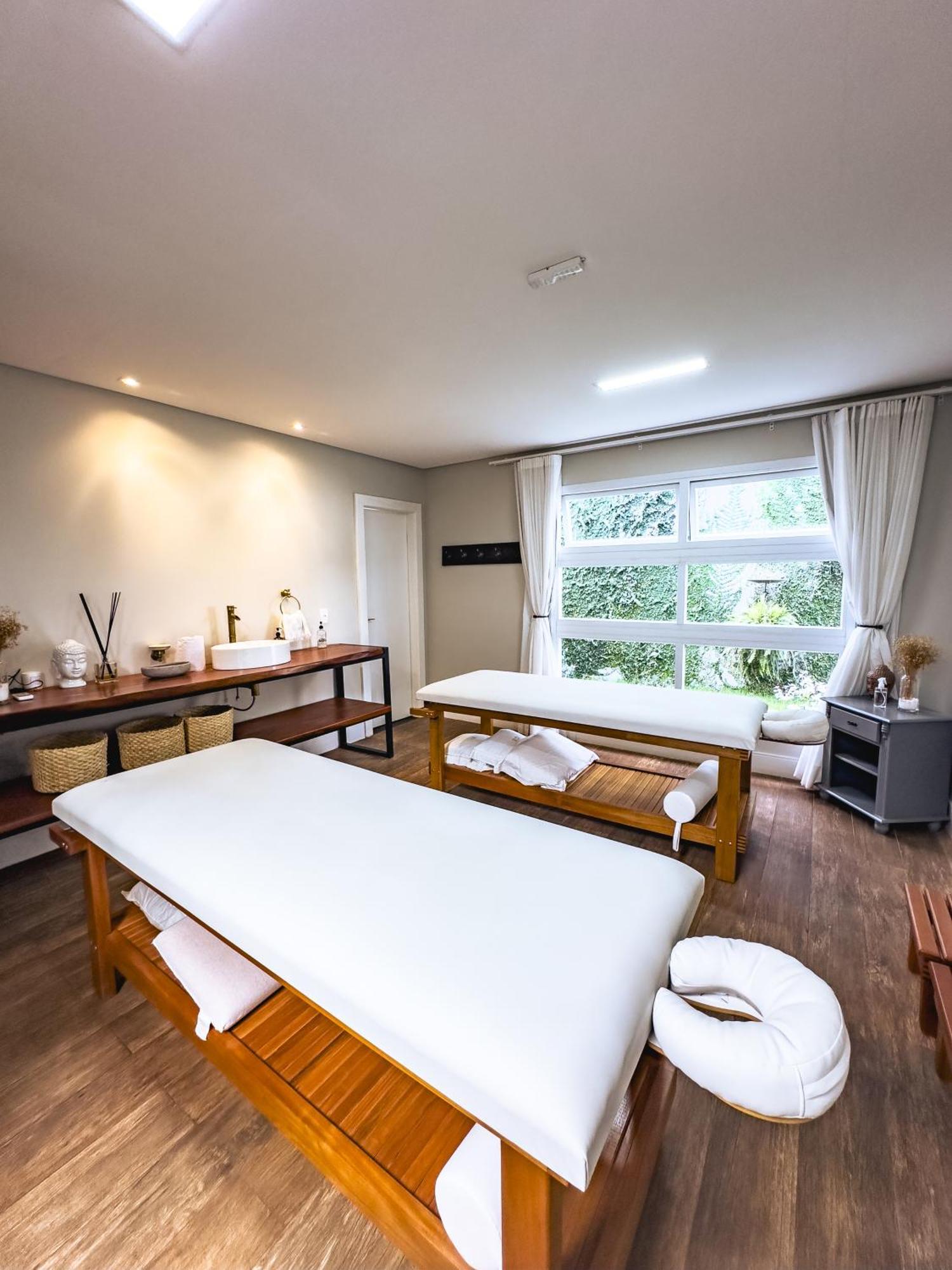 Vila Pugliesi Hotel Boutique Ленсойс Екстериор снимка