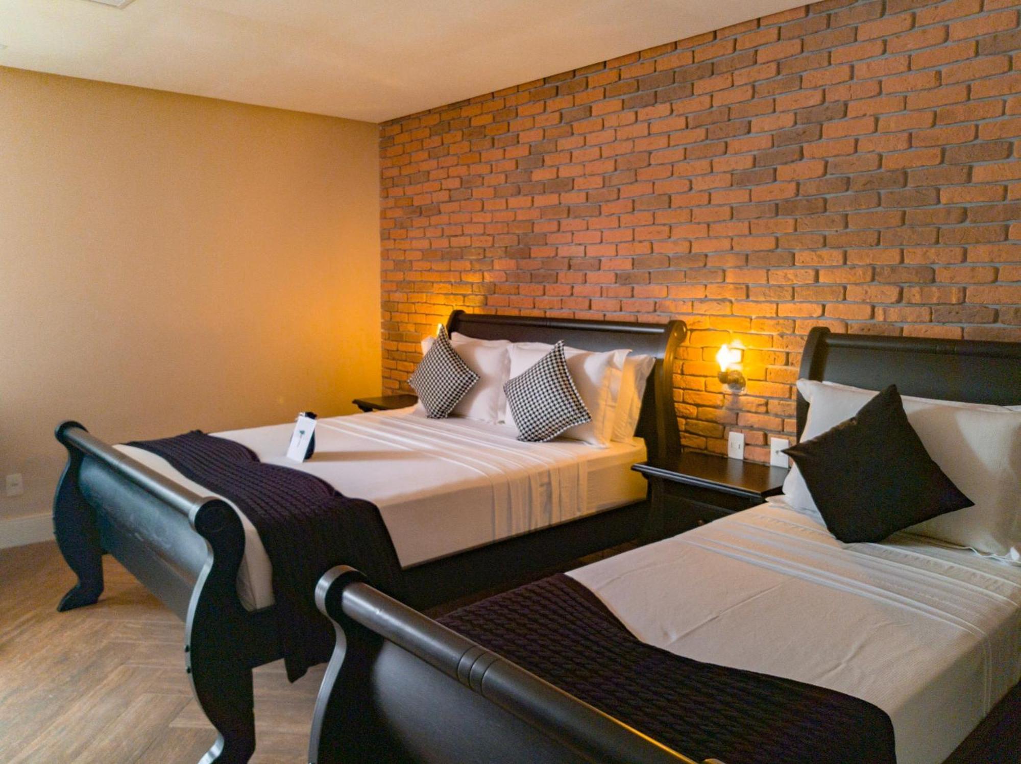 Vila Pugliesi Hotel Boutique Ленсойс Екстериор снимка
